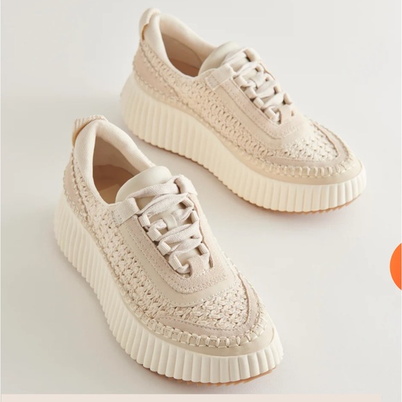 Dolce Vita Shoes - Platform Knit Lace-Up Sneaker - Cream